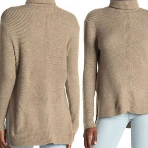 Sweet Romeo Brown taupe Turtleneck Sweater size size pre owned
